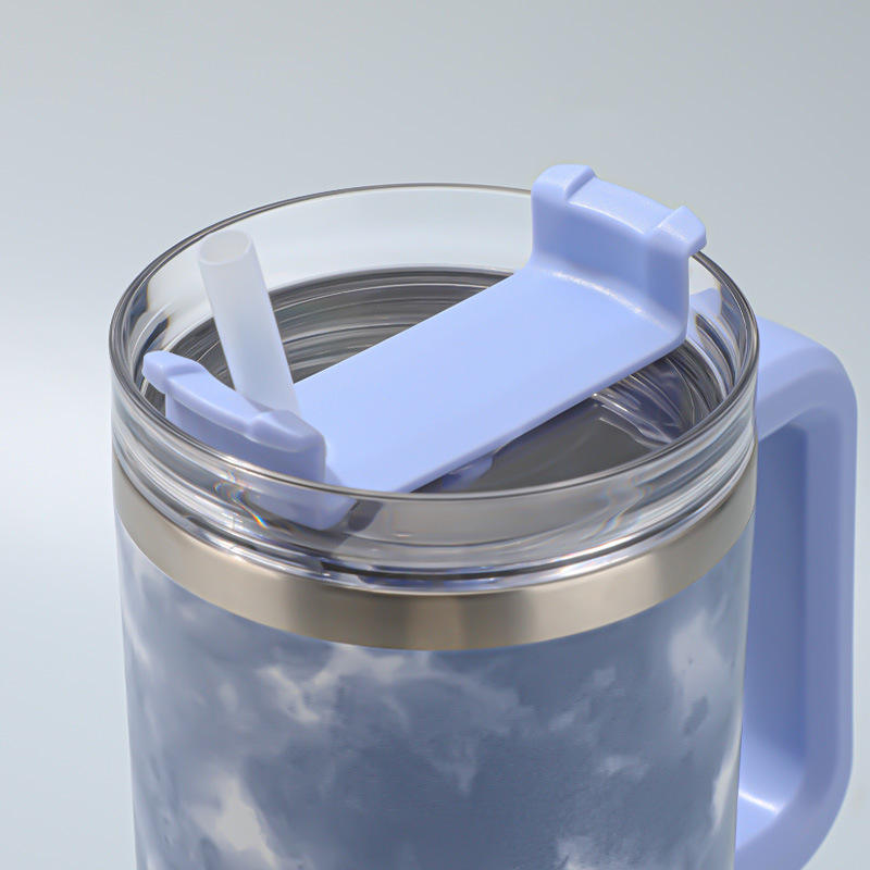 Izolirana čaša od 1227 ml sa slamkom