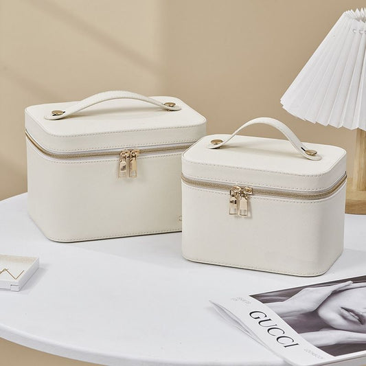 LumiVault Beauty Case (OBOX Edition)